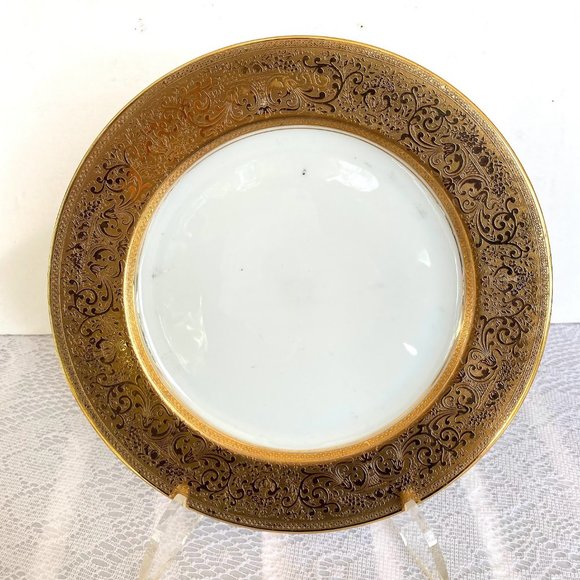 Vintage Royal LB Bavaria 22 Karat Gold Warranted Plate - Gold Embossed Rim - Picture 2 of 5
